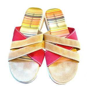 Vintage Y2K Montego Bay Club Comfortable and Colorful Sandals Women Size 8